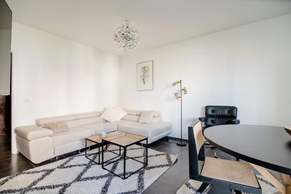 Lugano Ferienwohnung Naehe Vom See Mit Swimmingpool & Sauna ปาราดีโซ ภายนอก รูปภาพ